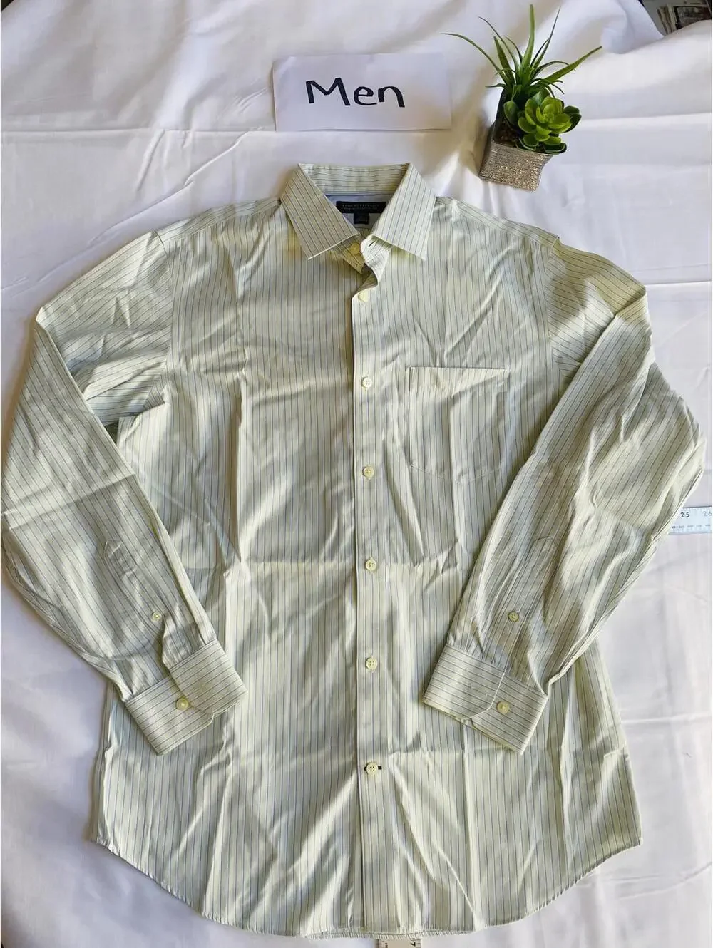 Banana Republic Non-Iron Classic Fit Dress Shirt Medium